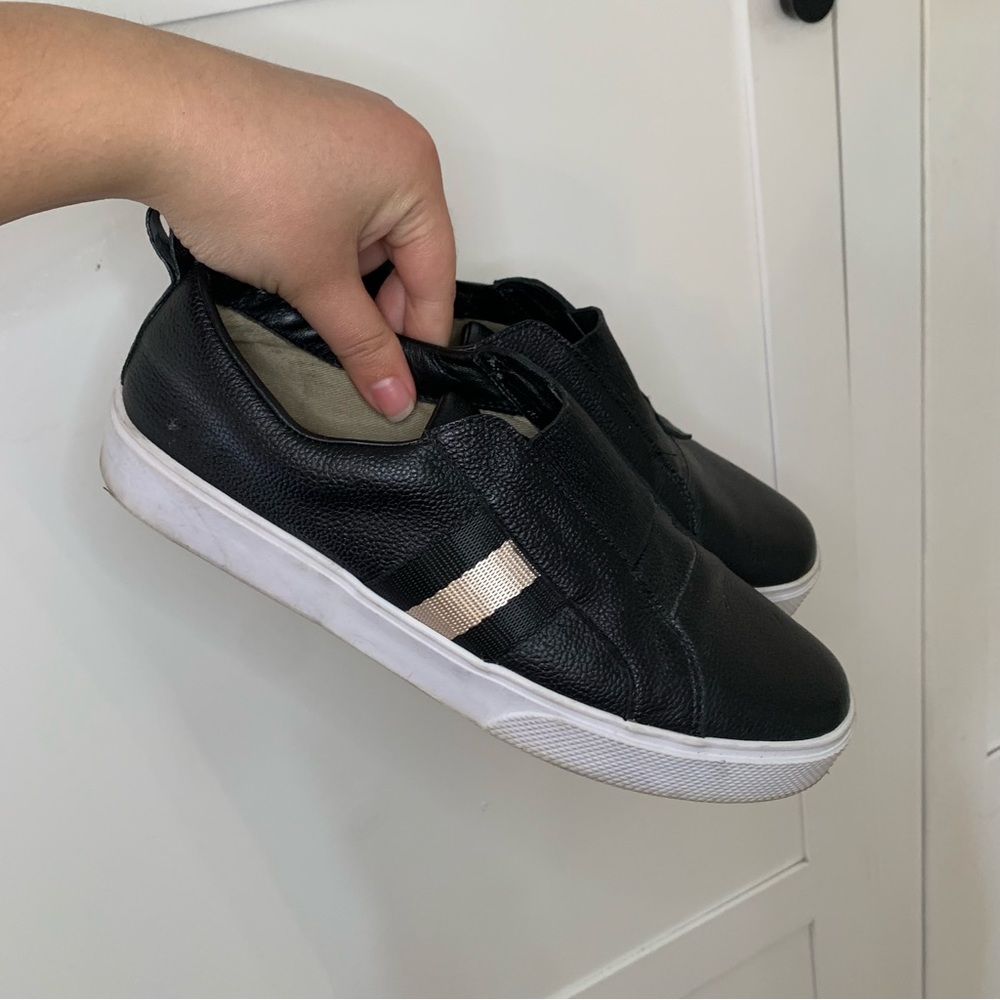 Kaanas Black Slip On Shoe Size 7